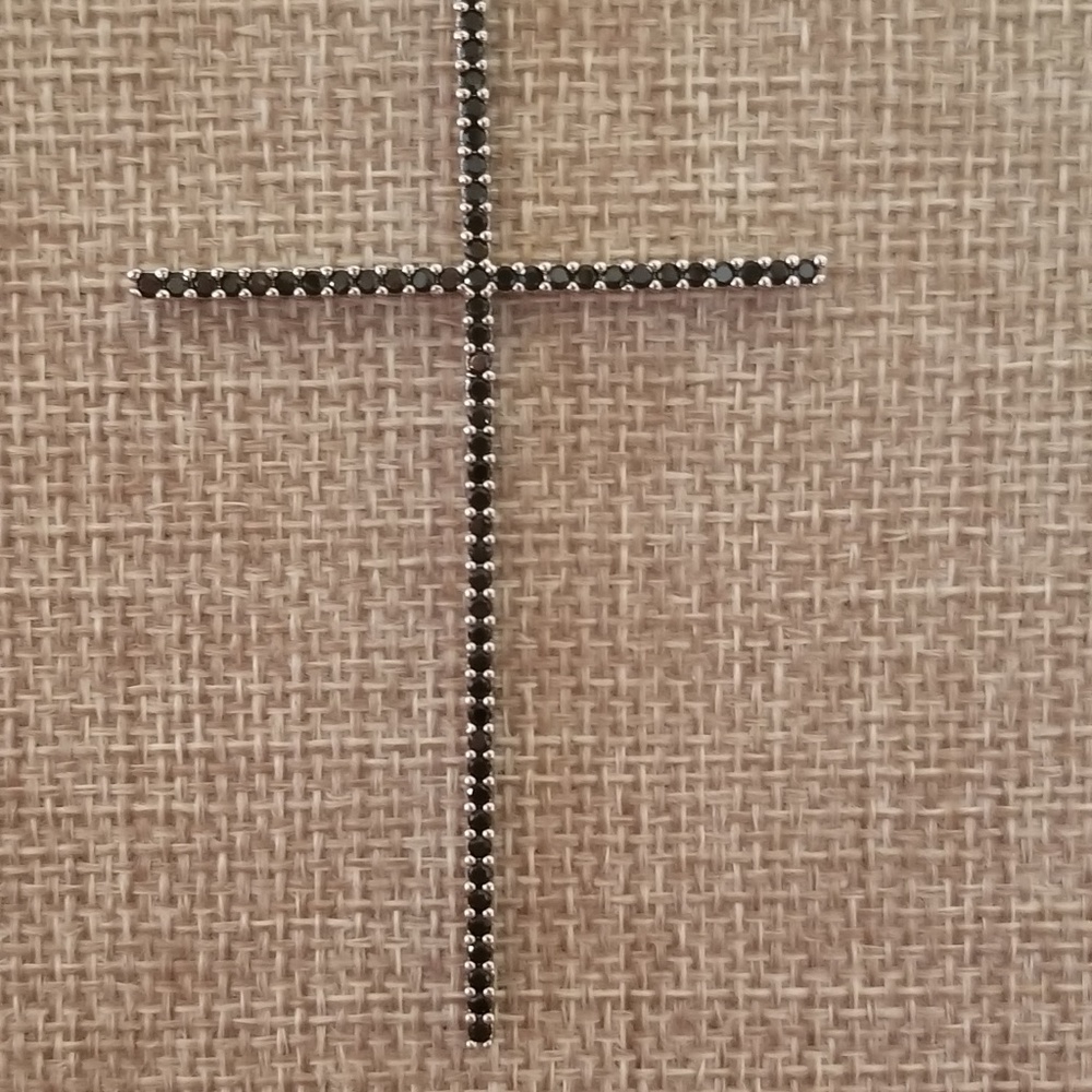 AAA Black Zircon & Silver Cross Necklace - Picture 9 of 9